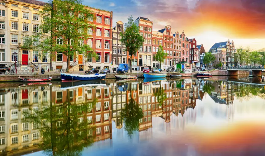 VIAJE DE LONDRES A ÁMSTERDAM 