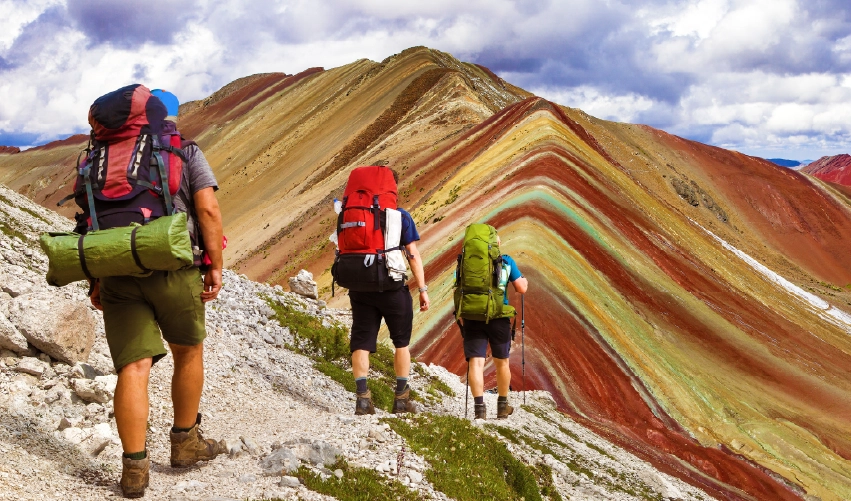 VIAJE PERÚ Y MONTAÑA DE LOS 7 COLORES 