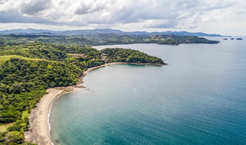 VIAJE SURFEANDO DEL CARIBE AL PACÍFICO 